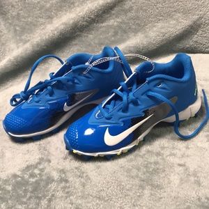 Nike kids cleats brand new
